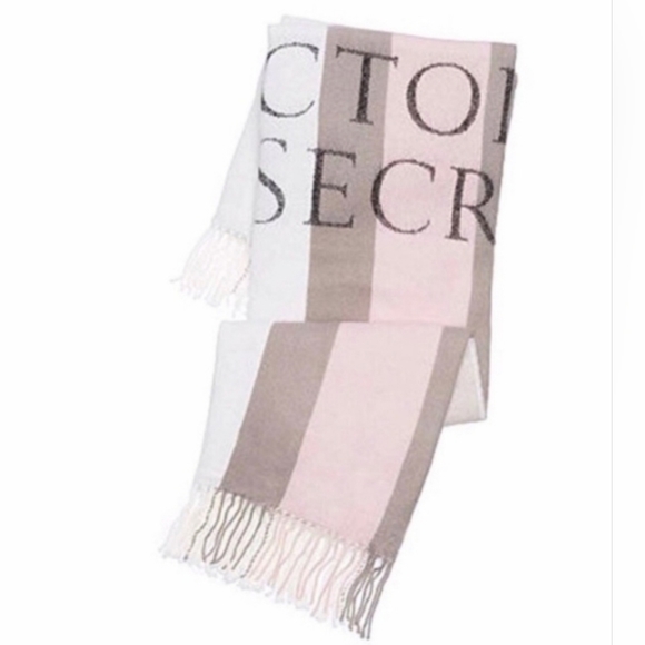 NWT Victoria's Secret Luxurious Super Soft Throw - Picture 1 of 10